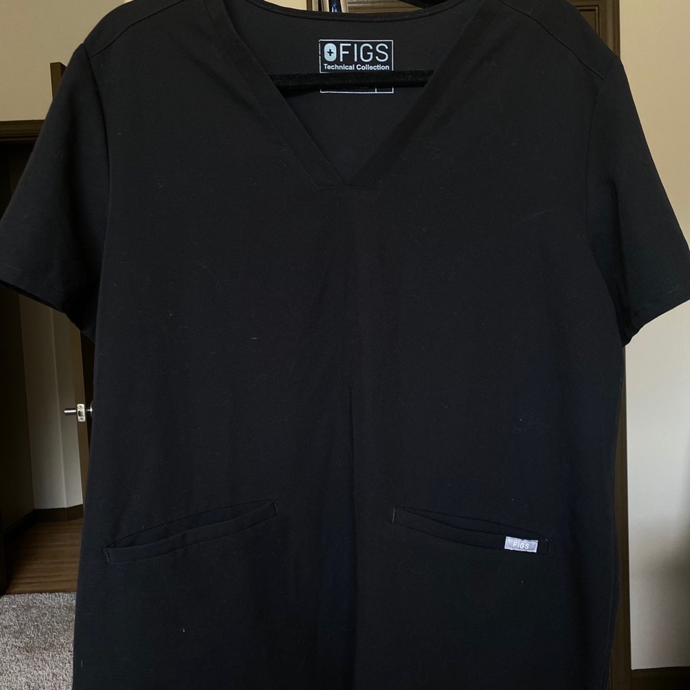 FIGS BLACK XL CASMA THREE-POCKET SCRUB TOP